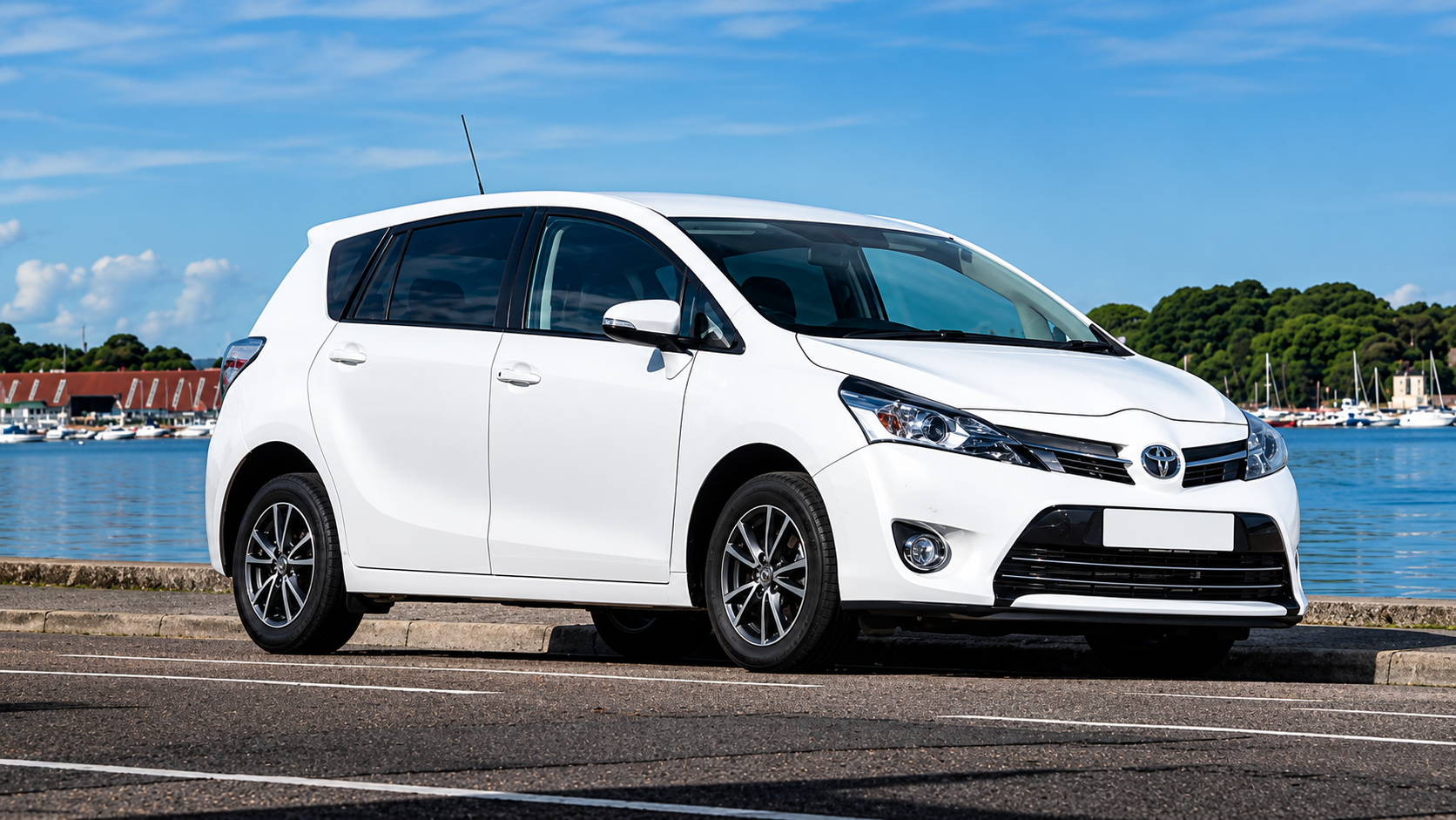 6 seater MPV vehicle